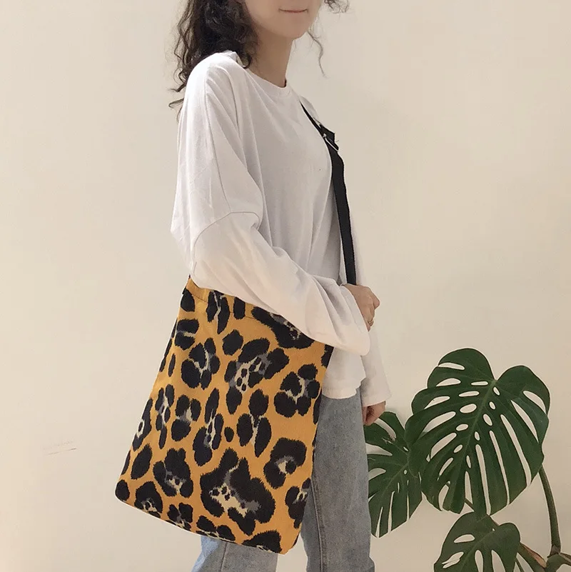 

Korean-style Simple Corduroy Shoulder Bag Japanese-style Literature And Art Canvas Messenger Bag INS-Fashion Corduroy Shopping B