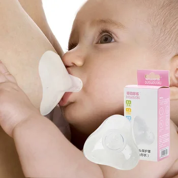 

1 Pair Soft Silicone Triangular Breastfeeding Feeding Mother Nipple Shields Nursing Protectors Covers with Storage Box for Women