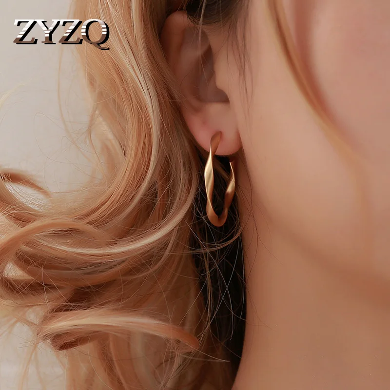 

ZYZQ New Hoop Earrings Elegant Stylish Wedding Engagement Accessories Earrings For Bride Factory Wholesale Los&Bulk Trend