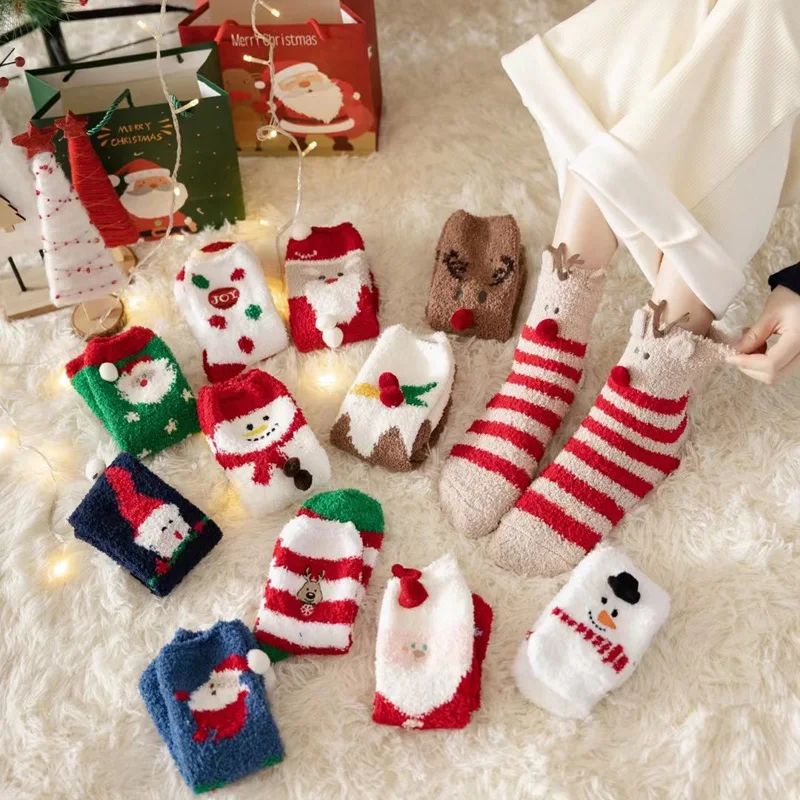 Рисунок 5 - Женские носки для рождественской елки