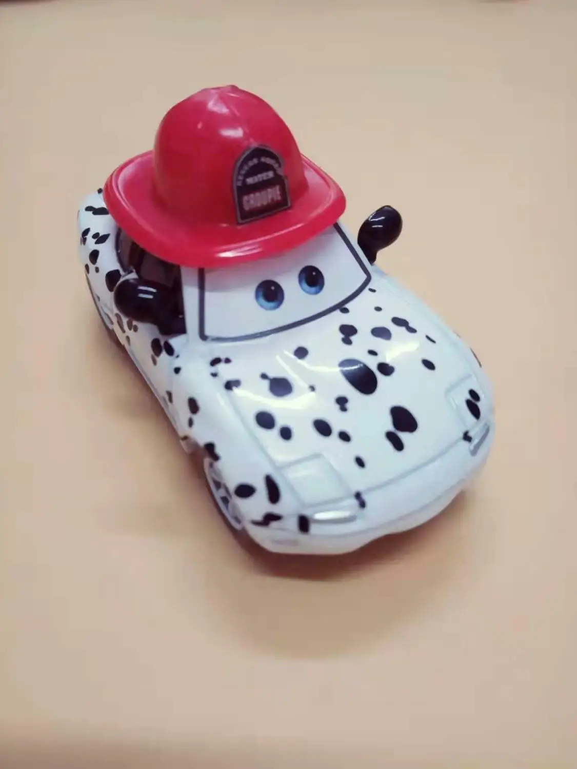 Disney Pixar; автомобили; литье под давлением Металлический Игрушечный Автомобиль королева британского Королевского защитника полицейская королева охранная модель автомобиля подарки мальчик день рождения игрушки - Цвет: Rescue Mater
