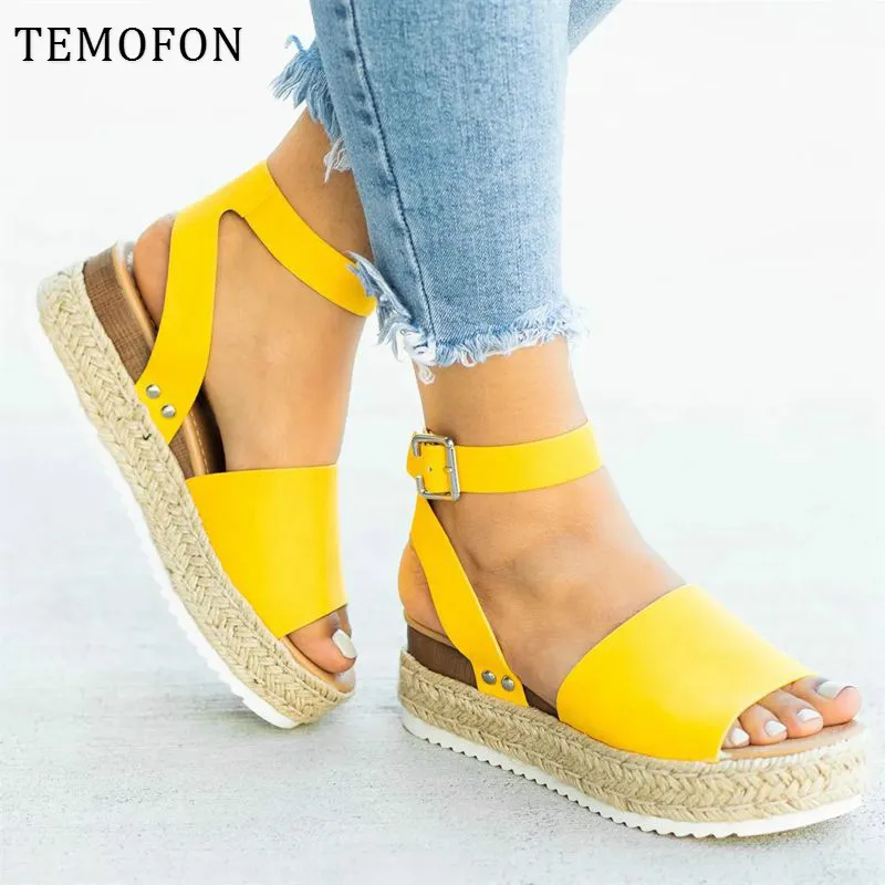 Женские босоножки на платформе TEMOFON черные высоком каблуке шлепанцы с открытым