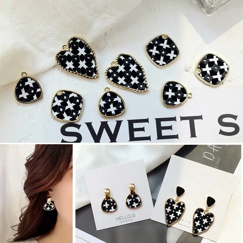 

Wholesale 30pcs/lot color pattern print pu core geometry irregular/hearts shape alloy floating locekt charms diy jewelry making