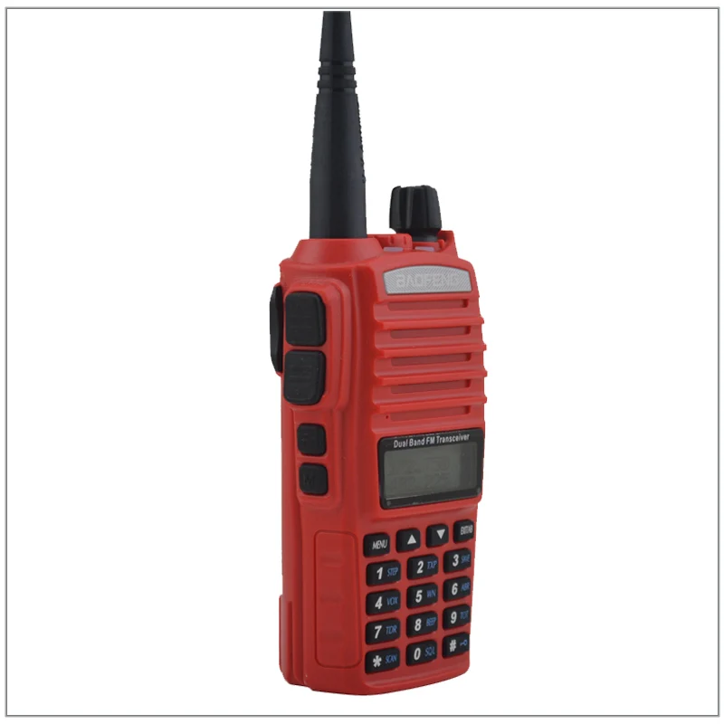 Baofeng UV-82 Двухдиапазонная портативная рация VHF/UHF 136-174 МГц и 400-520 МГц двухстороннее радио baofeng uv82 двойной тангента с гарнитурой