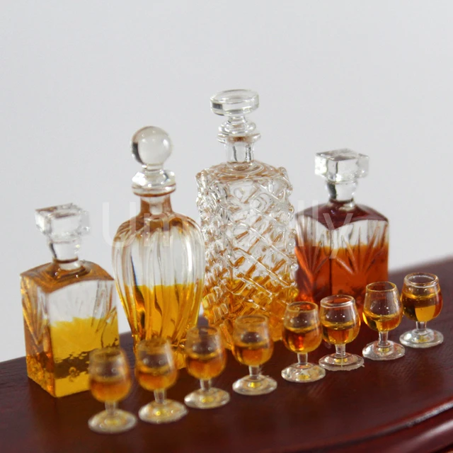 1/12 Scale Miniature Dollhouse Decanters with 2 Glasses Mini Wine Bottle Model Pretend Play Kitchen Toy Accessories 1