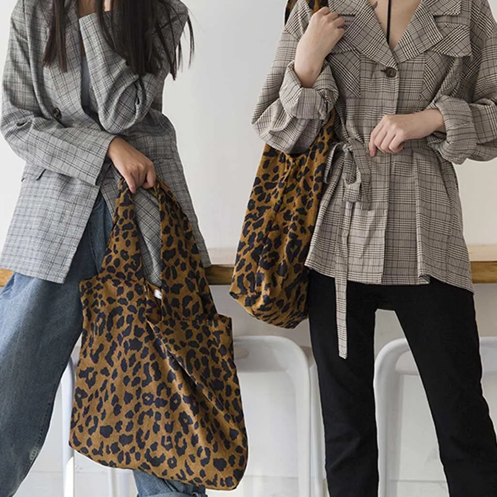 

Autumn 2019 Small Handbag Unisex Canvas Messenger Printing Leopard Shopping Bag Messenger Bag Handle Schouder Bag