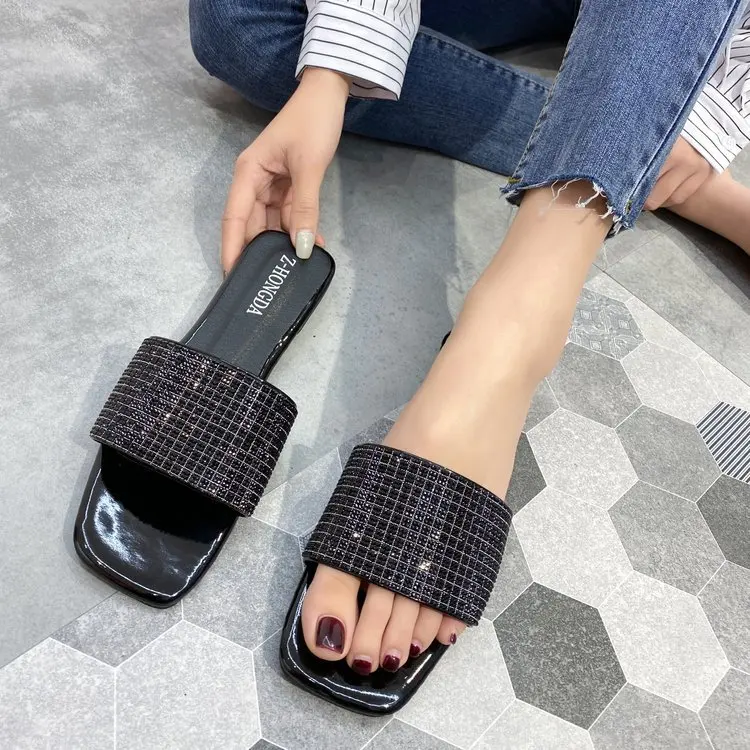 13157319848_607726165