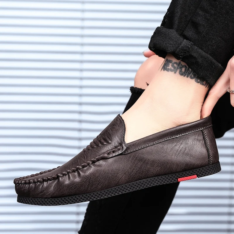 2020 New Fashion Men Loafers Soft Moccasins High Quality Spring Autumn Genuine Leather Shoes Men Soft Flats Driving Shoes