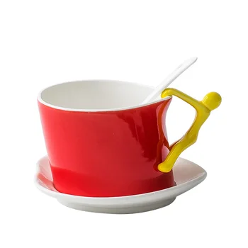 

Modern Creative Cups and Saucers Ceramic Cup Minimalist British Personality with Spoon Office Coffee Tea Cups Expresso Cup Bb