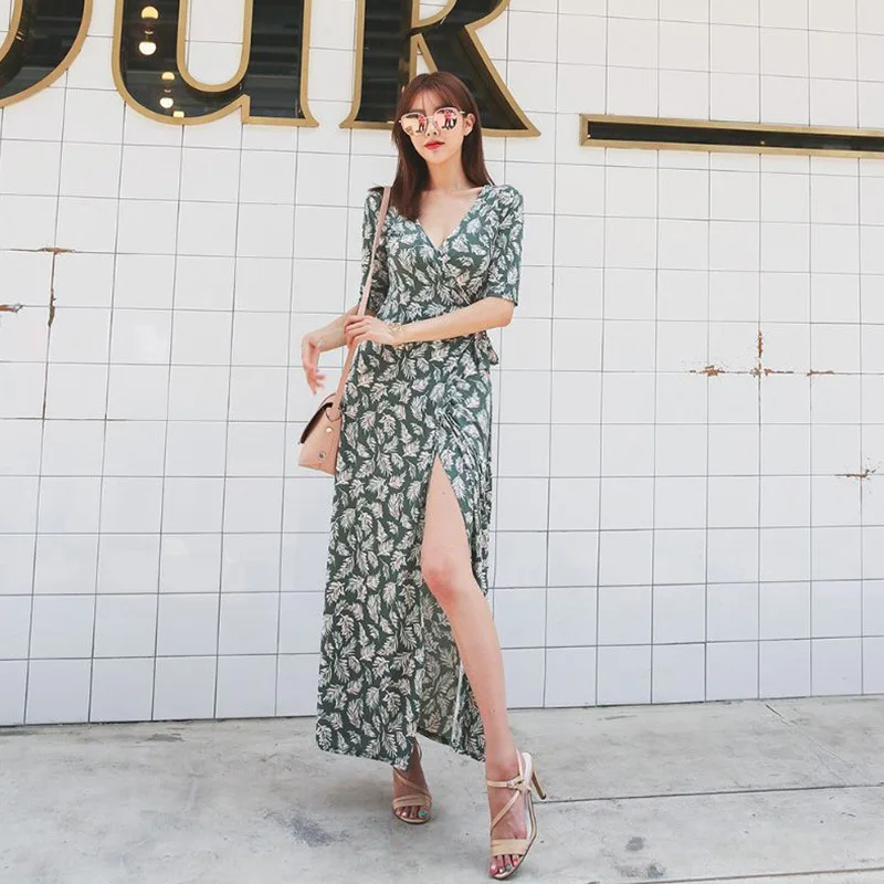 

Summer new ladies floral print dress slim temperament V-neck lace-up high waist skirt elbow sleeve