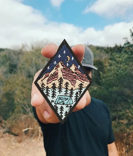 camp life 7 x 9cm Приключения ждёт патч Железный На Проводнике вышитый значок аппликация - Цвет: camp life 7 x 9cm