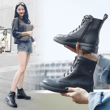 Martin Boots Women's Autumn/Winter New Korean Version Student Wears Chic Locomotive Boots English Wind Retro Short Boots