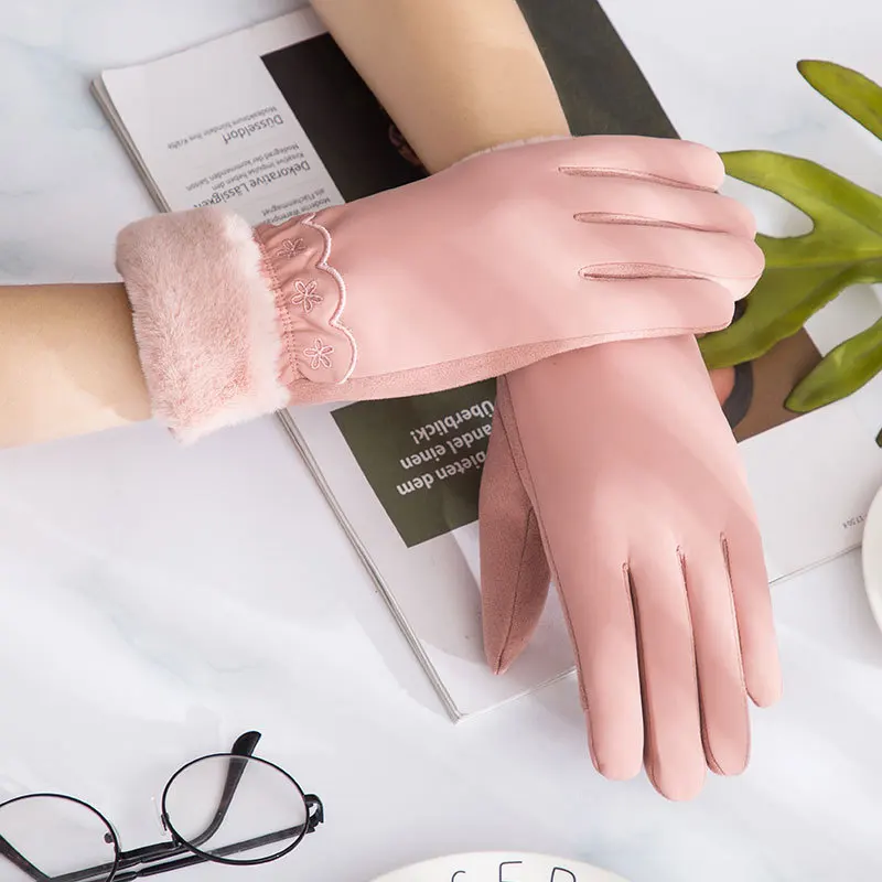 N903-pink Girls Suede Gloves Cotton Fleece Warm Velvet Mittens Rider Driving Mittens Girl Touch Screen Luva Feminina Lace Flower Gloves - Цвет: N903-pink