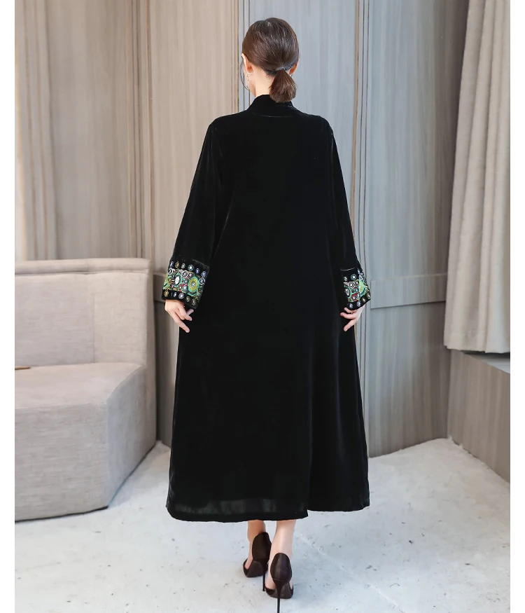 

Trench Coat For Women 2020 Spring Elegant Long Overcoat Female Vintage Embroidery Black Coats Plus SIze abrigo mujer LX2651
