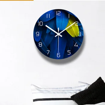 

1PC Glass Hanging Clock Tempered Glass Wall Clock Creative Modern Wall Clock Decorations Fashion Glass Wall Clock for Mall Dorm