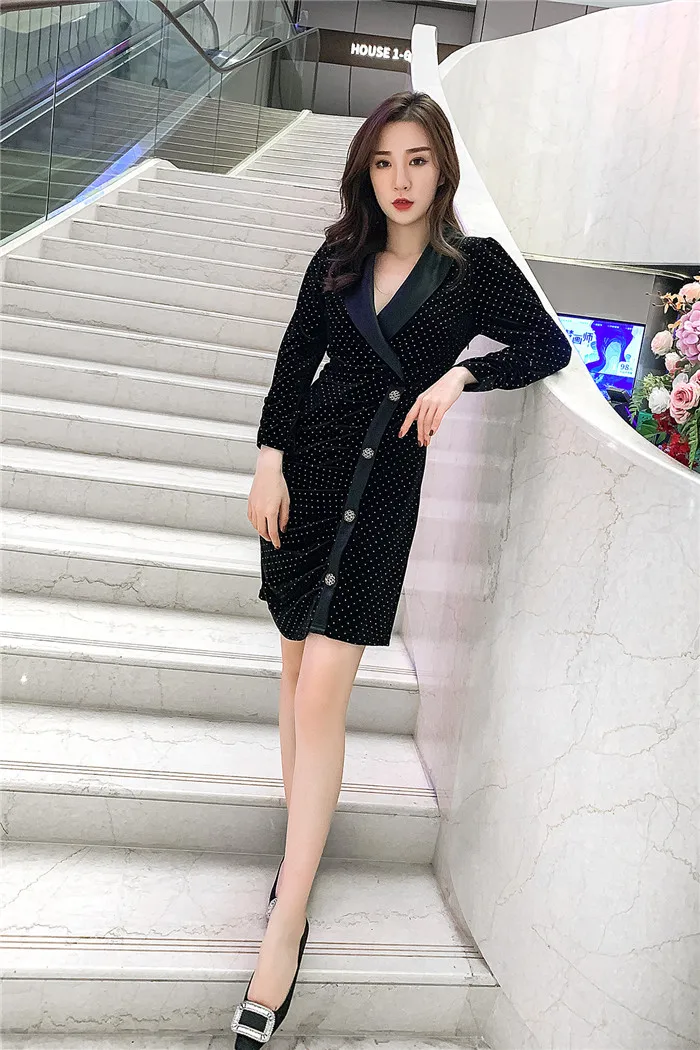 Платье