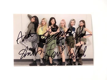 

hand signed EVERGLOW autographed photo 4*6 K-POP 102019A