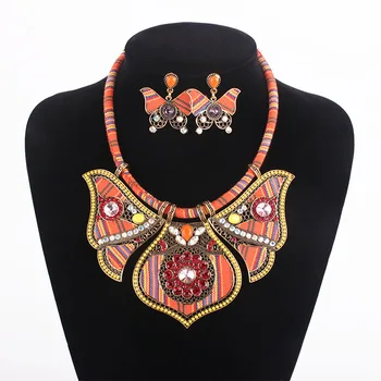 

New Style creative Retro Exaggeration Two-Piece Set Necklace Earrings ethnic bohimia Jewelry Set Man-made jewelry for Women's
