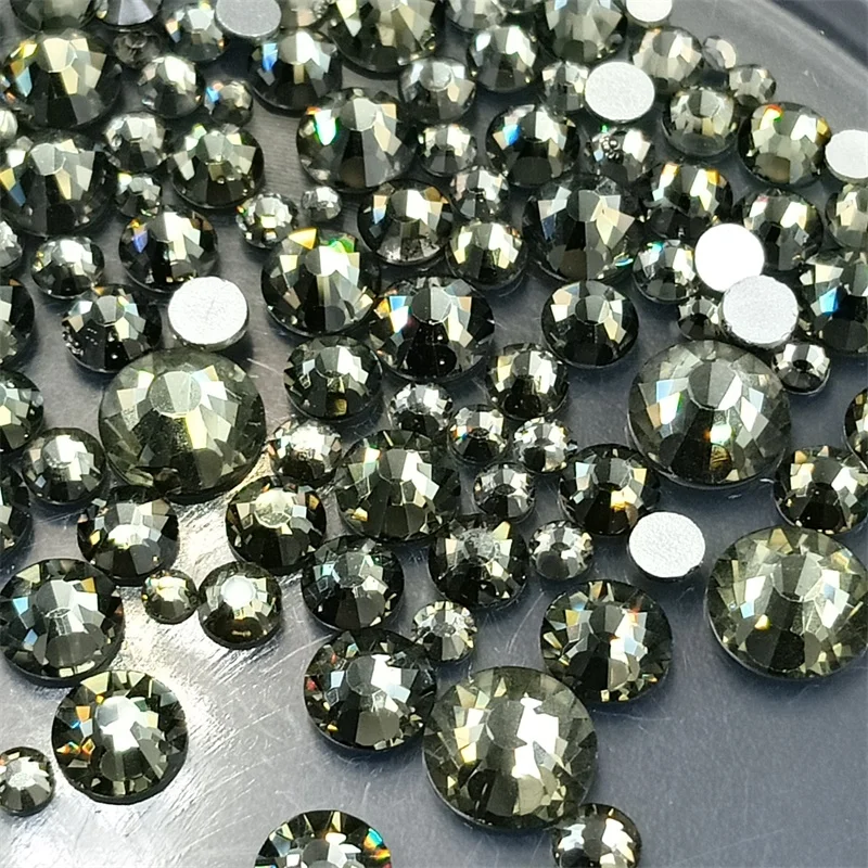 

Gray Nail Art Rhinestones ss3 ss4 ss5 ss6 ss8 ss10 ss12 ss16 ss20 ss30 glue Glass Crystal Non HotFix Nail Art Decorat