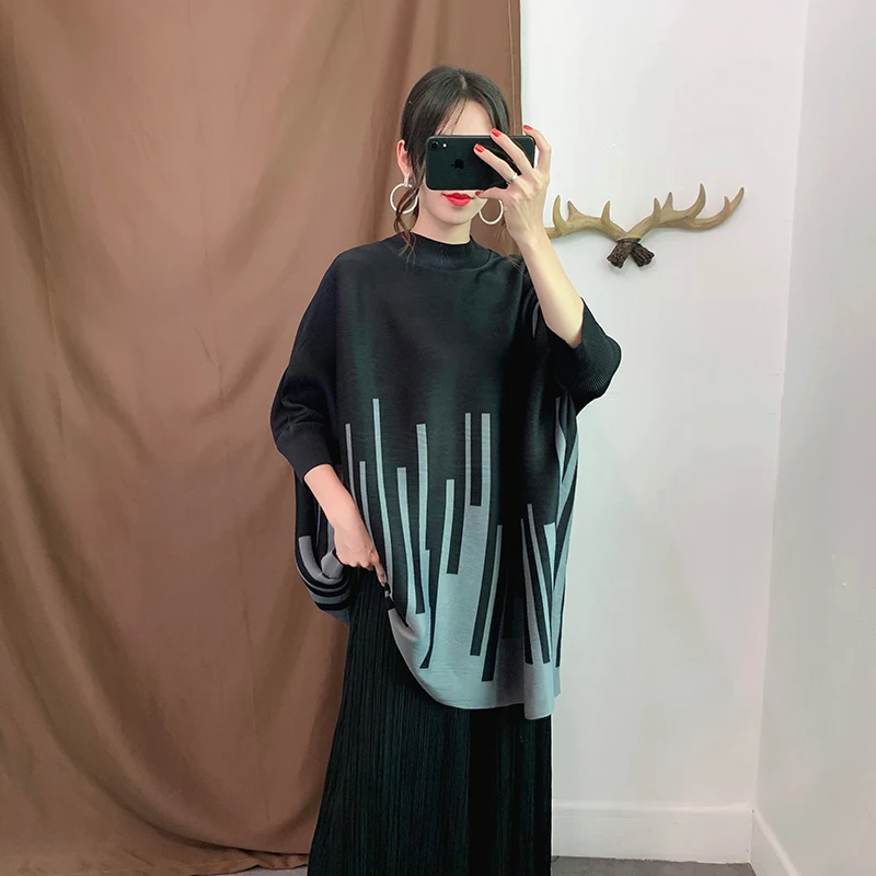 Осенний плиссированный пуловер Miyake топы короткие черные с рукавом три четверти в полоску с круглым вырезом Футболка в японском стиле плюс размер