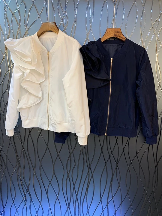 

2019 Early autumn new women's round collar single-sided irregular agaric lotus leaf edge stitching zipper jacket + 04