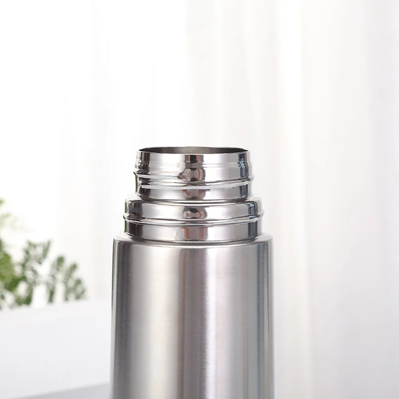 Hot Sales Stainless Steel Bullet Thermos Mug Large Capacity Outdoor Sports Glass Portable Bottle Commodity