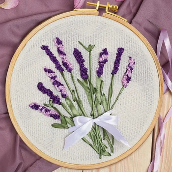 

Embroidery on the Lavender hoop 4441311