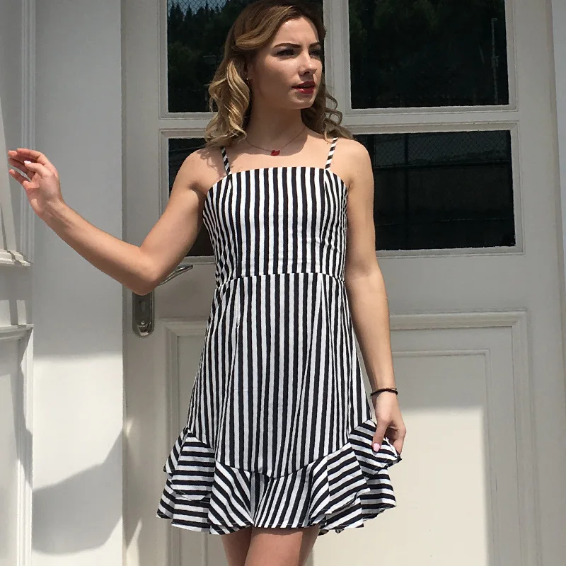 

Women Casual Spaghetti Strap Striped Dress Ladies Sexy Ruffles Beach Dresses 2020 Summer Fashion Sleeveless Boho Dress Plus Size