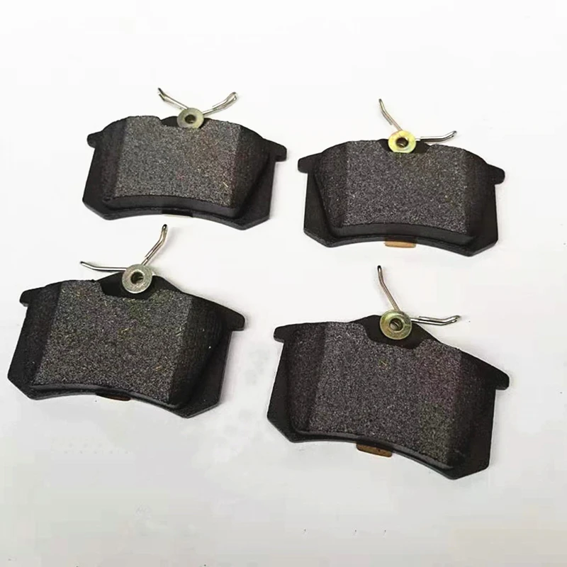 

4pcs/kit Rear brake pads for SAIC ROEWE 350 360 10030811