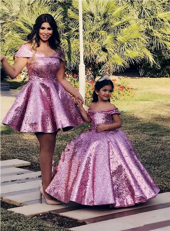 purple-sequined-ball-gown-mother-and-daughter-dresses-2020-off-shoulder-plus-size-cheap-family-matching-formal-prom-party-gowns-for-kids_副本