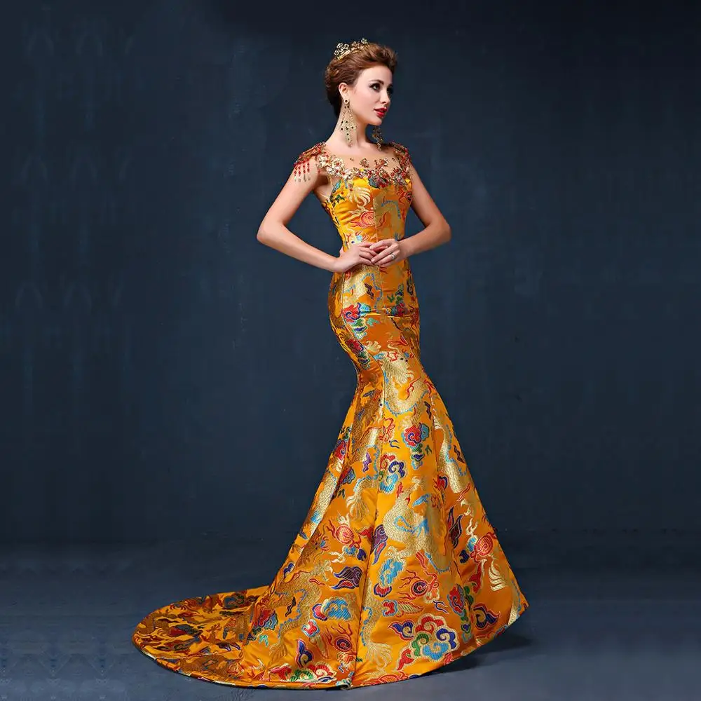 Рисунок 3 - Золотистые вечерние платья Дубая