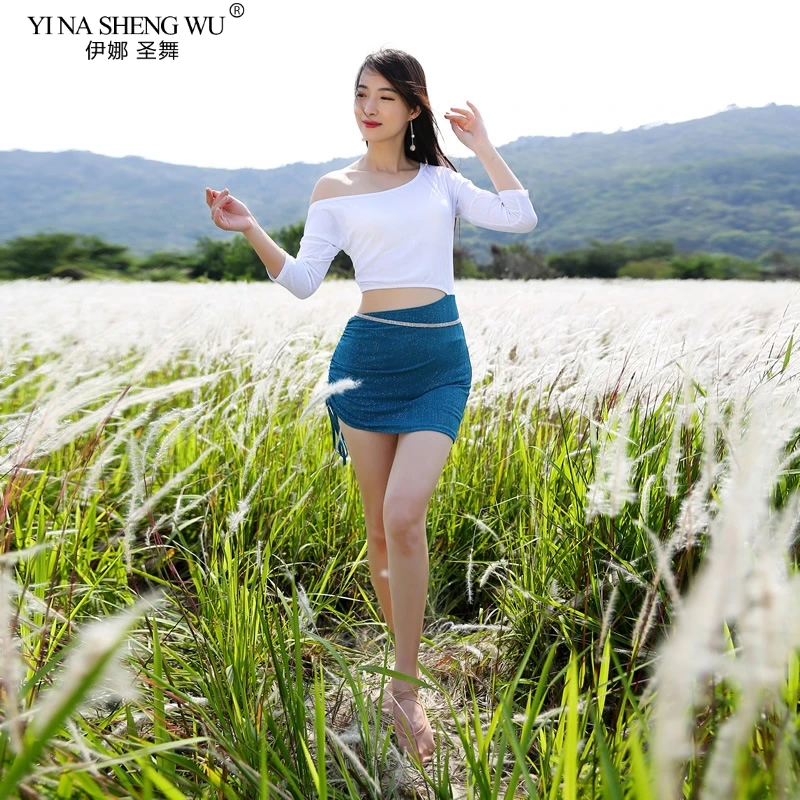 

Bellydance Costumes Female Half Sleeve Top+Skirt Set Sexy Sequin Summer BellyDance 2pcs Suit Practice Training Clothes No Belt