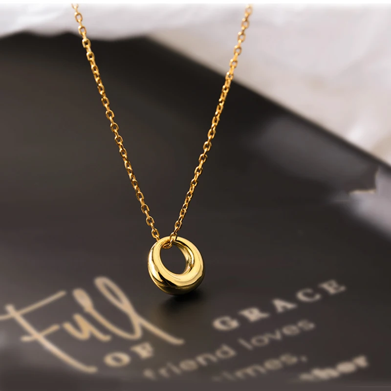 New Zircon Geometric Circle Clavicle Necklace Pendant Necklace Women Fashion Jewelry Accessories