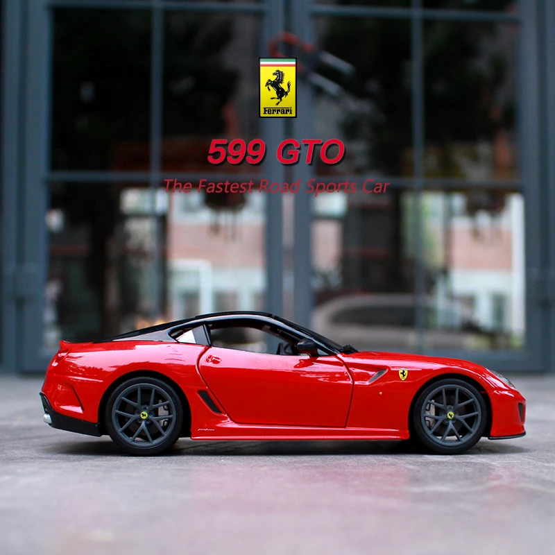 Модель автомобиля Bburago Ferrari 599 GTO 1:24 литье под давлением металлическая модель