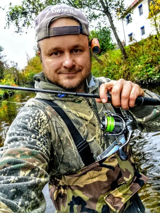 U80b4d05e3e8f40fba5db7a205ee2522cC