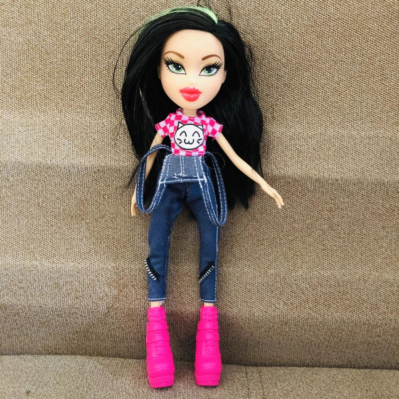 Оригинальные новые 23 см оригинальные модные фигурки BratzDoll спящие вечерние красные волосы YASMIN красивые MGAdoll лучший подарок для ребенка