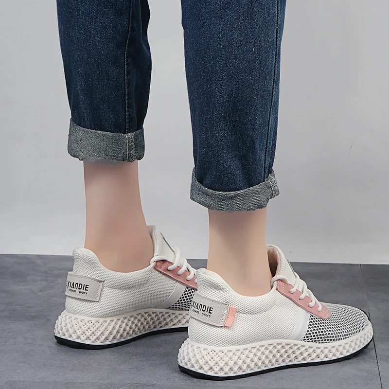 Breathable Mesh Running Shoes Comfortable Flat Platform Shoes Women Casual Lace-up Sneakers Women Flats Autumn Women Shoes
