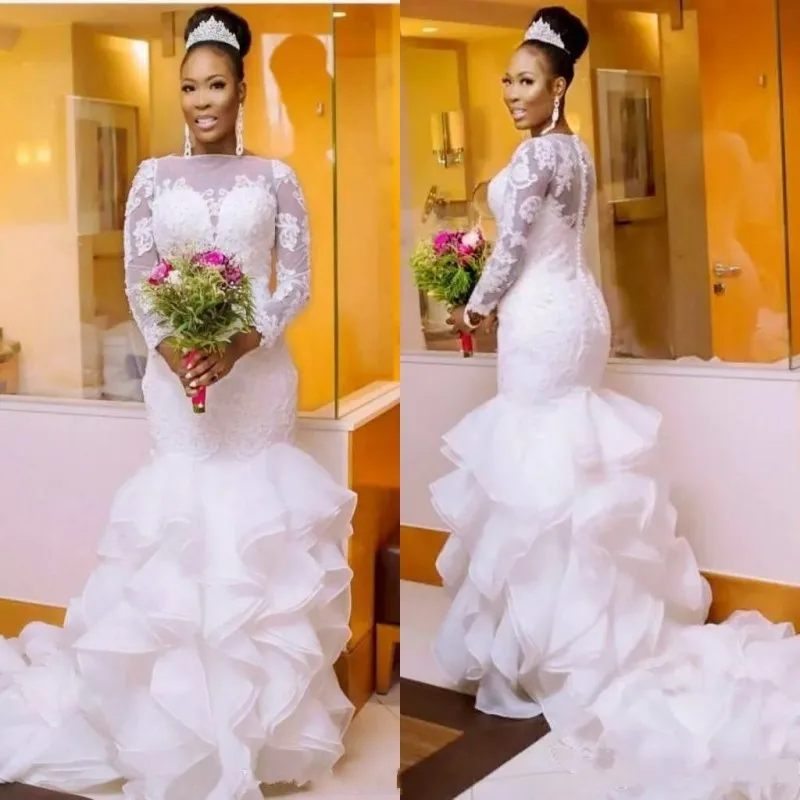 Mousseline Mermaid Trouwjurken Plus SIze Kant Ruches Organza Tiered Rok Lange Mouwen Afrikaanse Bridal Dress vestido de noiva Mousseline Mermaid Trouwjurken Plus SIze Kant Ruches Organza Tiered Rok Lange Mouwen Afrikaanse Bridal Dress vestido de noiva