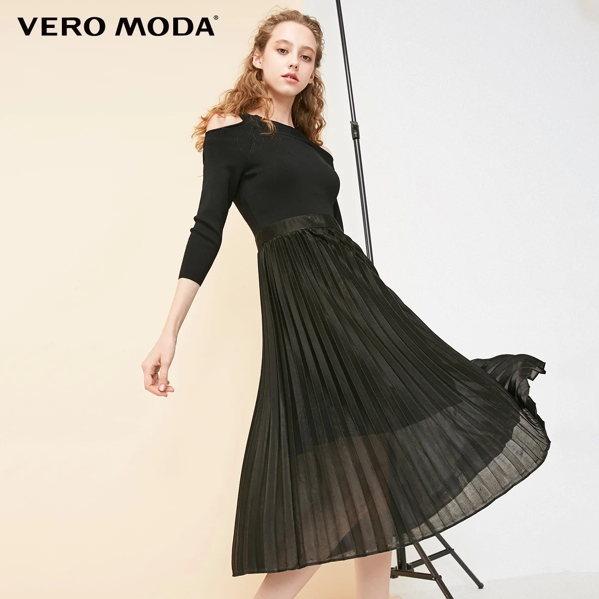 Вечерние платья Vero Moda с открытыми плечами и рукавами 3/4 | 31917C509 - Цвет: Black