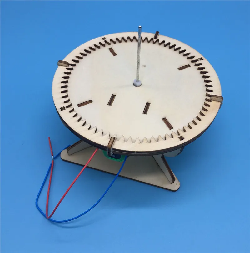 11279943697_791919334