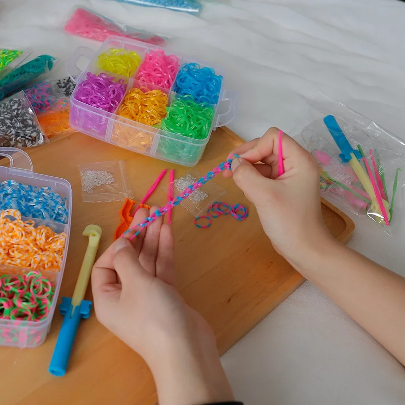 1800 шт. DIY игрушки резиновый ткацкий станок набор для детей DIY браслет силиконовые резиновые ленты эластичные радужные тканые ткацкие ленты игрушки детские товары