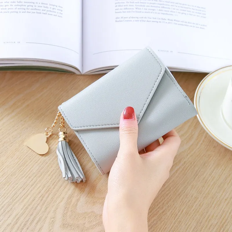2021 Womens Wallet PU Wallet Coin Purse Women Ladies Card Bag Cute Trend Small Fashion Student Tassel Pendant for Women Short