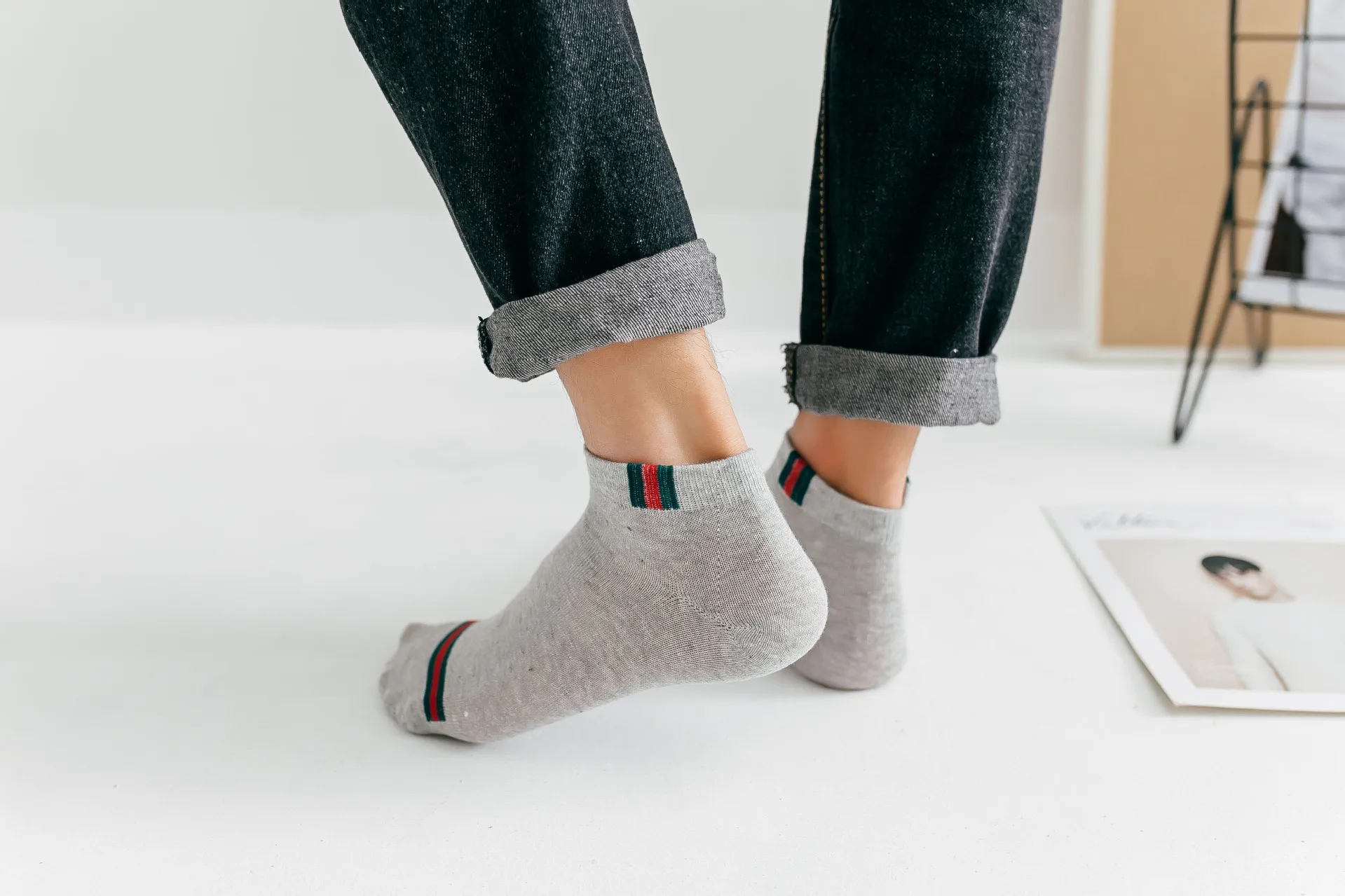 

Men's Cotton Socks Red Green Stripe Autumn Winter Short Boat Sport Socks Sweat-absorbent Breathable Deodorant Fashion Tube Socks