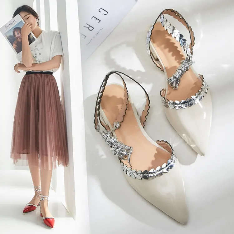 

2020 Summer Fashion Full-grain Leather Pointed Toe Side Cutouts Ankle Strap Flat Heel Tendon Lace Decoration Fashion Sandal Boot