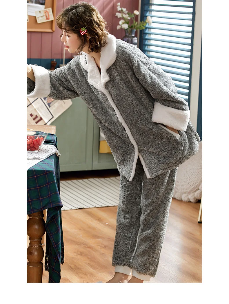 12462631007_2080583785