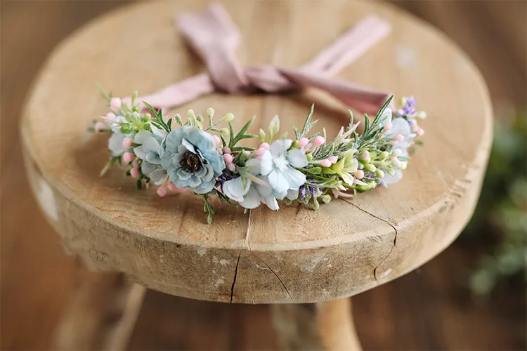 Take the blue headdress Sen garland original head flower baby hundred days old newborn photography props baby photo