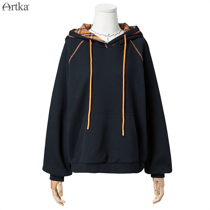 ARTKA 2019 Autumn Winter New Women Hoodies Fashion Black Simple Sweatshirt Loose Casual Pullover Hooded Sweatshirt VA10590Q