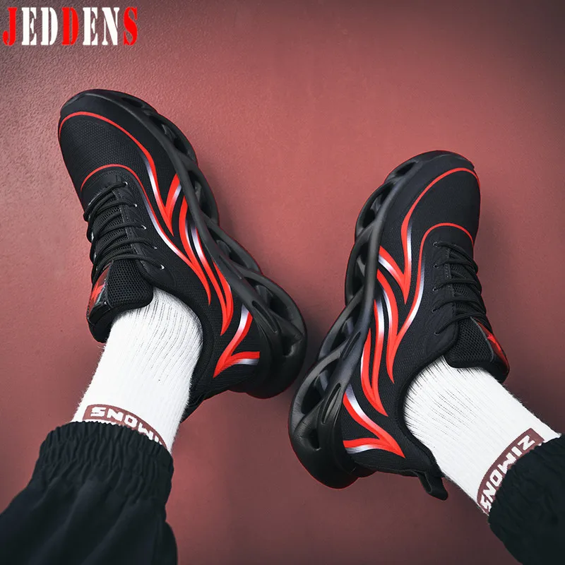 

Breathable Summer Sneakers Blade Shoes Men's Sports Light Soft Running Shoes for Men Lace Up Platform Footwear Runway Shoe Q25