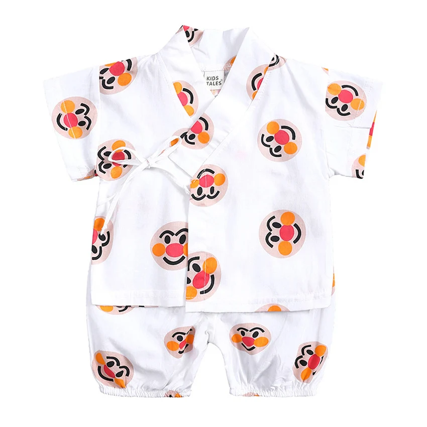 Кимоно в японском стиле для маленьких мальчиков и девочек; банный халат с принтом клубники и медведя; Kawaii; мягкая хлопковая одежда для сна; комплект для детей - Цвет: Color1