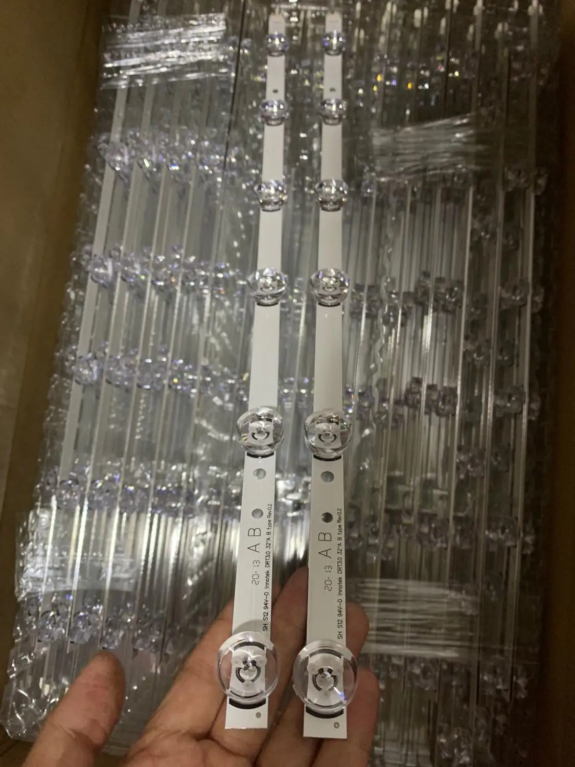 10Set -20Set Striscia Di Retroilluminazione A Led Per Lg 32 "Tv Innotek Drt 3.0 32 Drt3.0 A/B Uot 32 Mb27Vq 32 Lb5610 32 Lb552B 32 Lf561 0 Lg 32 Lf560